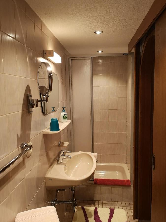 שטראס אים זילרטל Gaestehaus Luxner מראה חיצוני תמונה