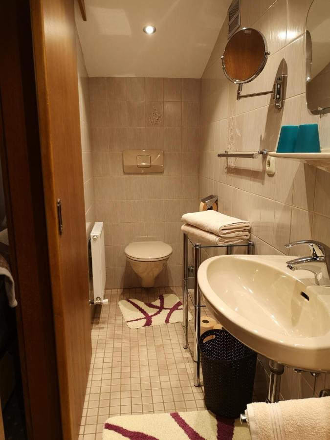 שטראס אים זילרטל Gaestehaus Luxner מראה חיצוני תמונה