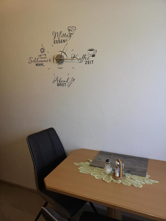 שטראס אים זילרטל Gaestehaus Luxner מראה חיצוני תמונה